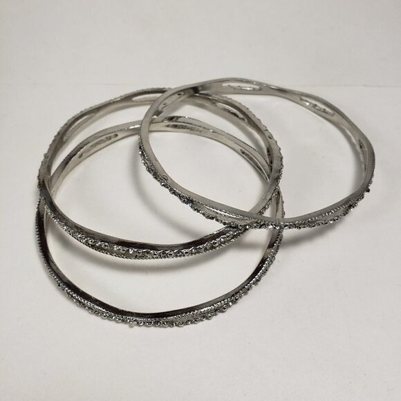 Set of 3 Silver-Tone Crystal Marquise Bangles – Textured Sparkle Elegance Women - Picture 7 of 8